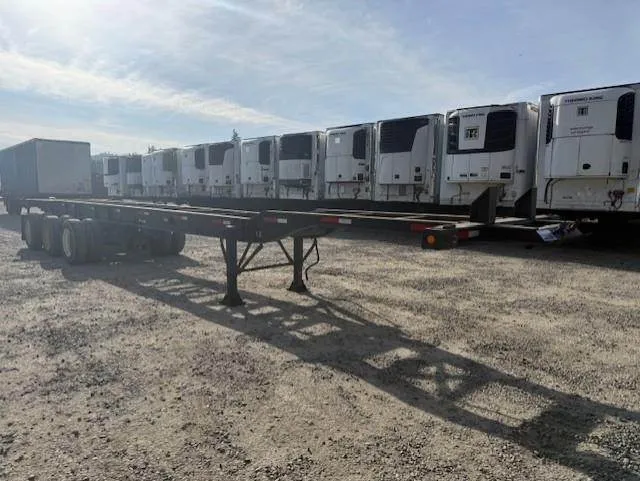 1994 Pratt 42x96 Tri Axle Container Chassis - Spring