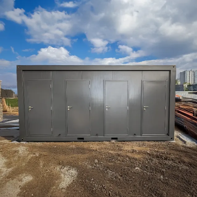 'Lou Quad' Portable Shower Block